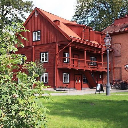 Garvaren Boendet Mitt I Gamla Stan I Eksjoe Extérieur photo